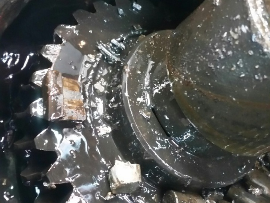 Behringer Getriebe reparieren